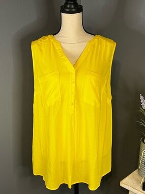 Torrid Bright Yellow Sleeveless V-Neck Button-Front Tank